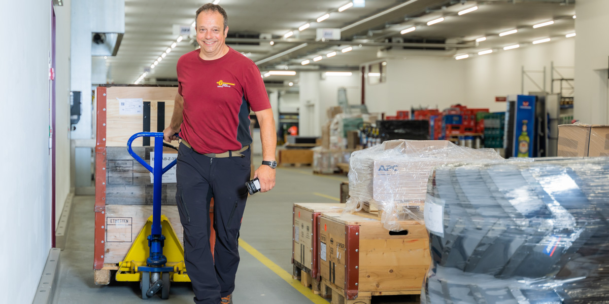 Logistiker (m/w/d) Logistiker (m/w/d)