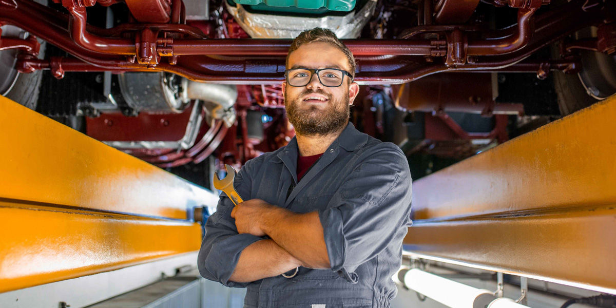 Automobilfachmann NF Quereinsteiger (a) Automobilfachmann NF Quereinsteiger (a)