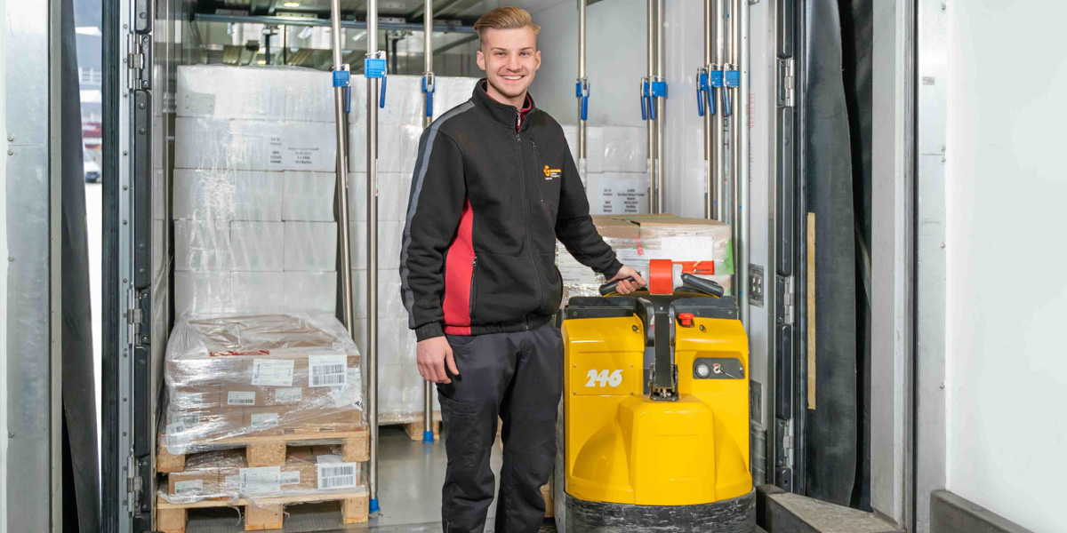 Junior-Chauffeur / Quereinsteiger Landquart (m/w/d) Junior-Chauffeur / Quereinsteiger Landquart (m/w/d...